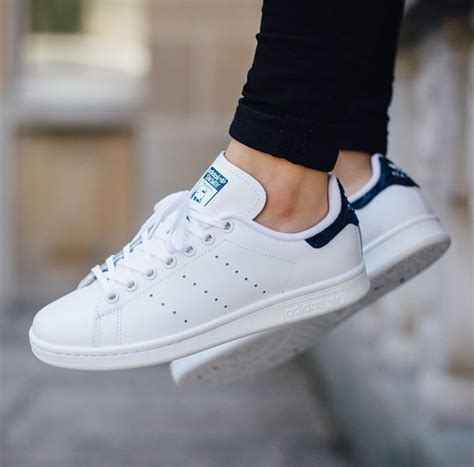 Stan Smith Adidas women's sale